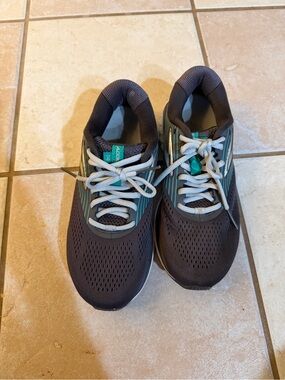 Brooks - Women's Gray and Teal Athletic Running Shoes